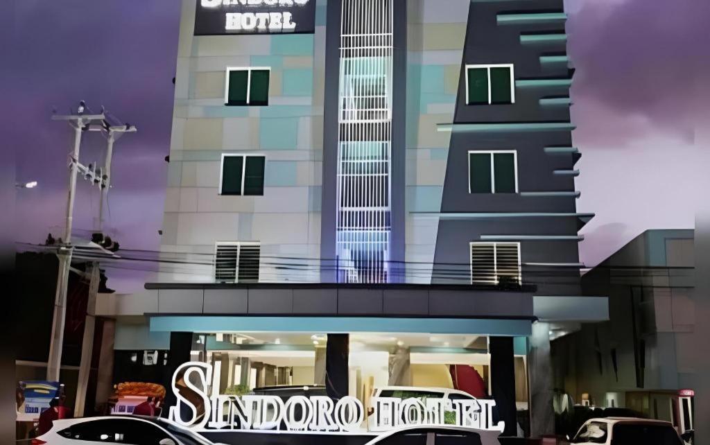 Sindoro Hotel Cilacap By Conary Exteriör bild