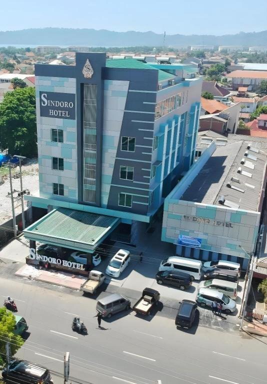 Sindoro Hotel Cilacap By Conary Exteriör bild